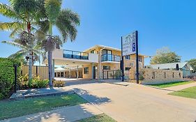 Emerald Central Palms Motel